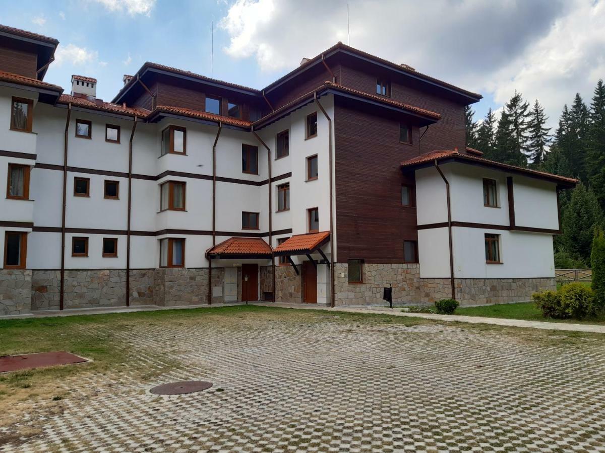 Relax Aпартаменти, Смолянски Езера, Вила Венера, К-С Маунтин Лейк Eksteriør billede